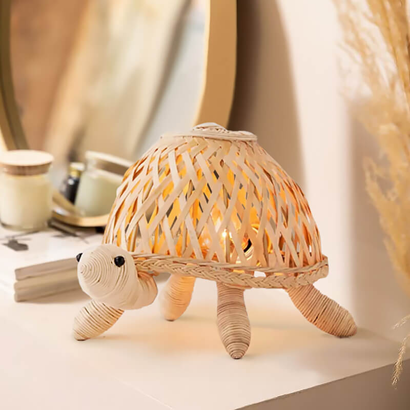 Rattan Weaving Turtle Table Lamp