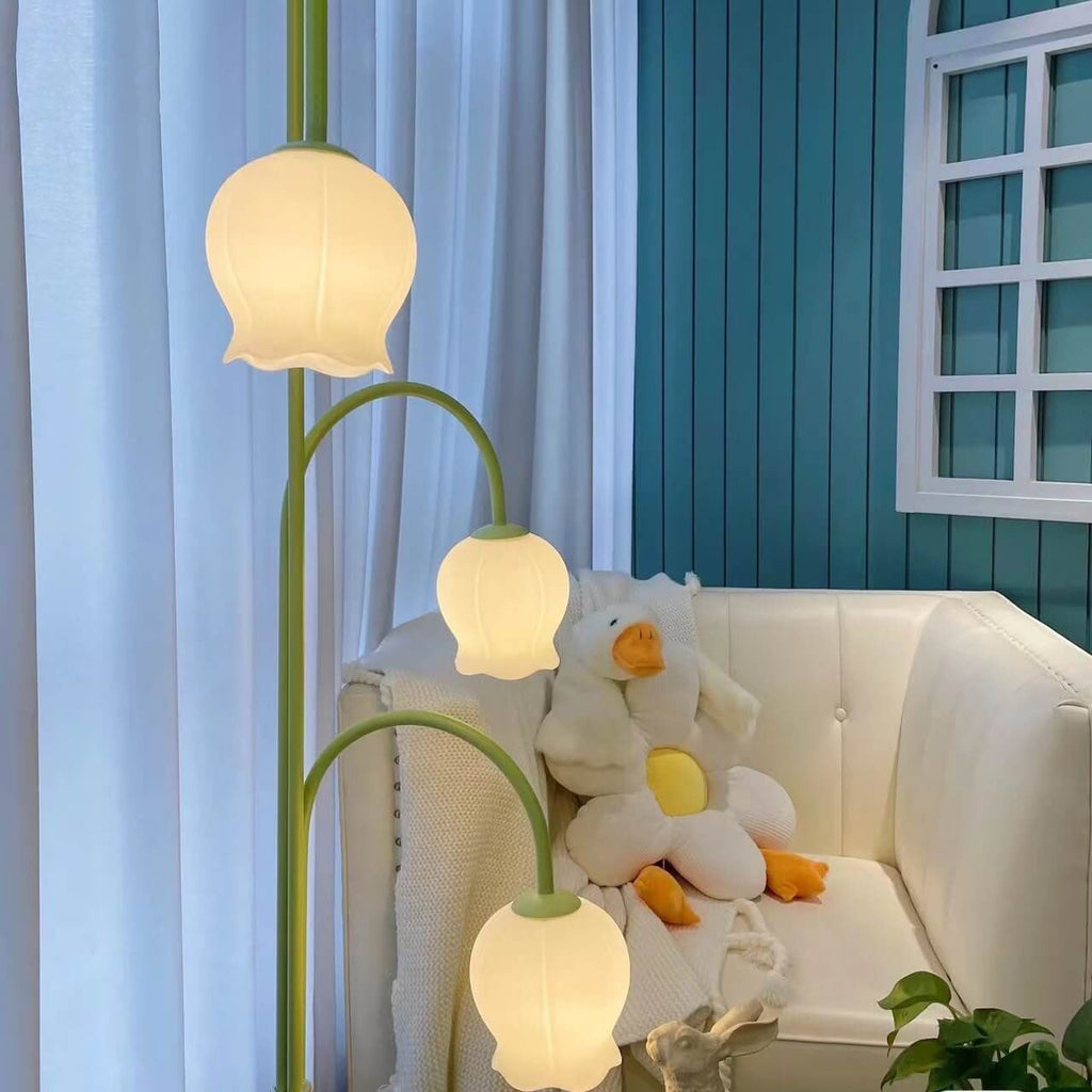 Bell Orchid Glass Lampshade 3-Light Floor Lamp