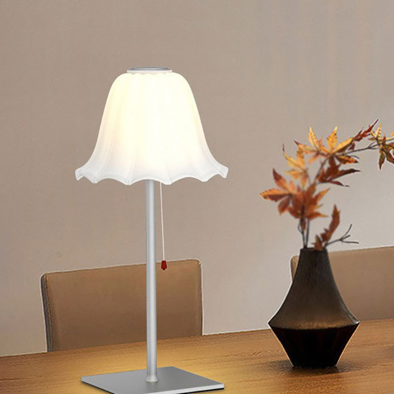 Flower Aluminum Glass Bedroom Table Lamp
