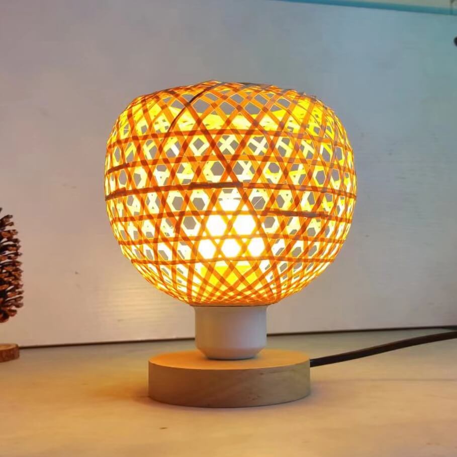 Bamboo Weaving Wood Cage Table Lamp