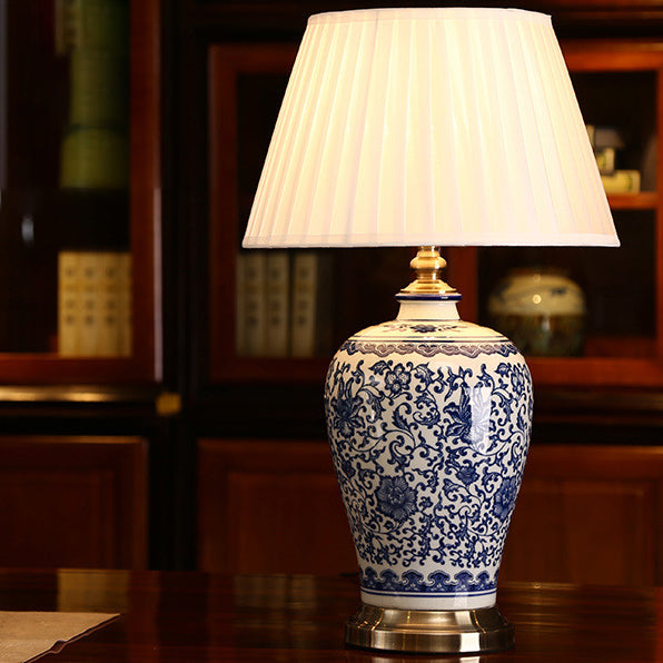 Ceramic Fabric Electroplated Antique Table Lamp
