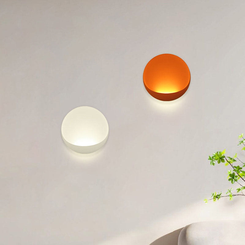 Round Aluminum Wall Lamp