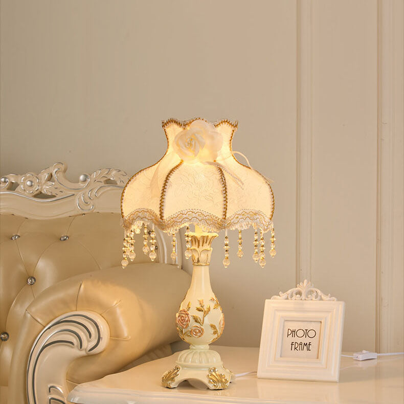 Carving Resin Fabric Alloy Table Lamp
