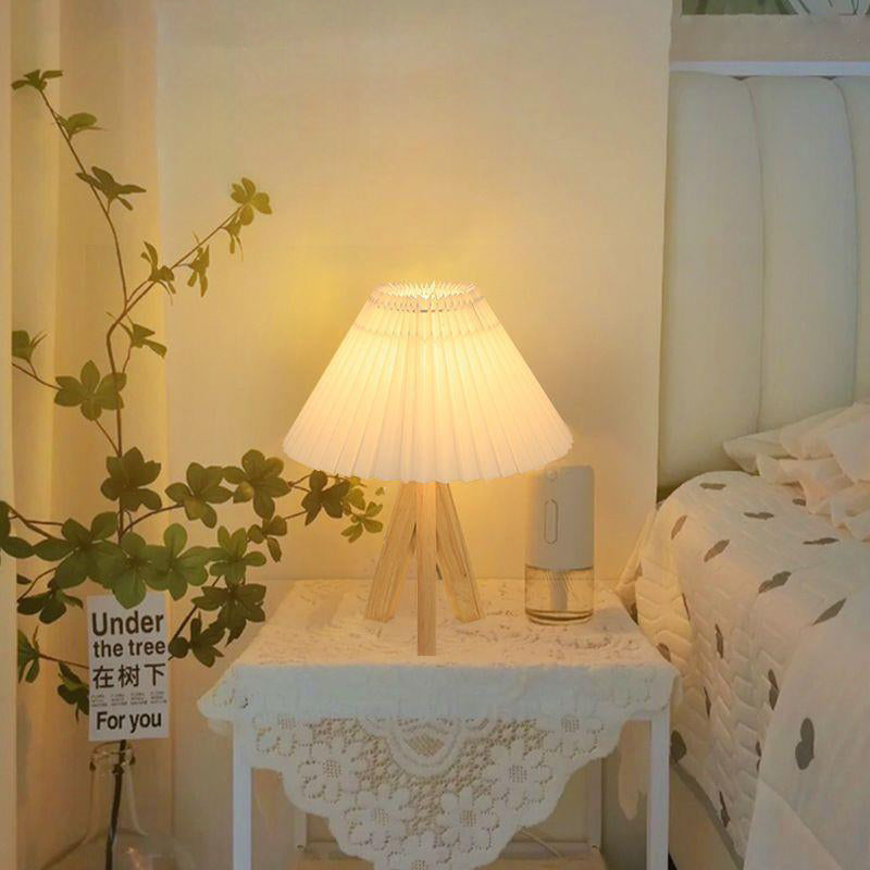 Trapezoid Tripod Pleated Fabric Table Lamp