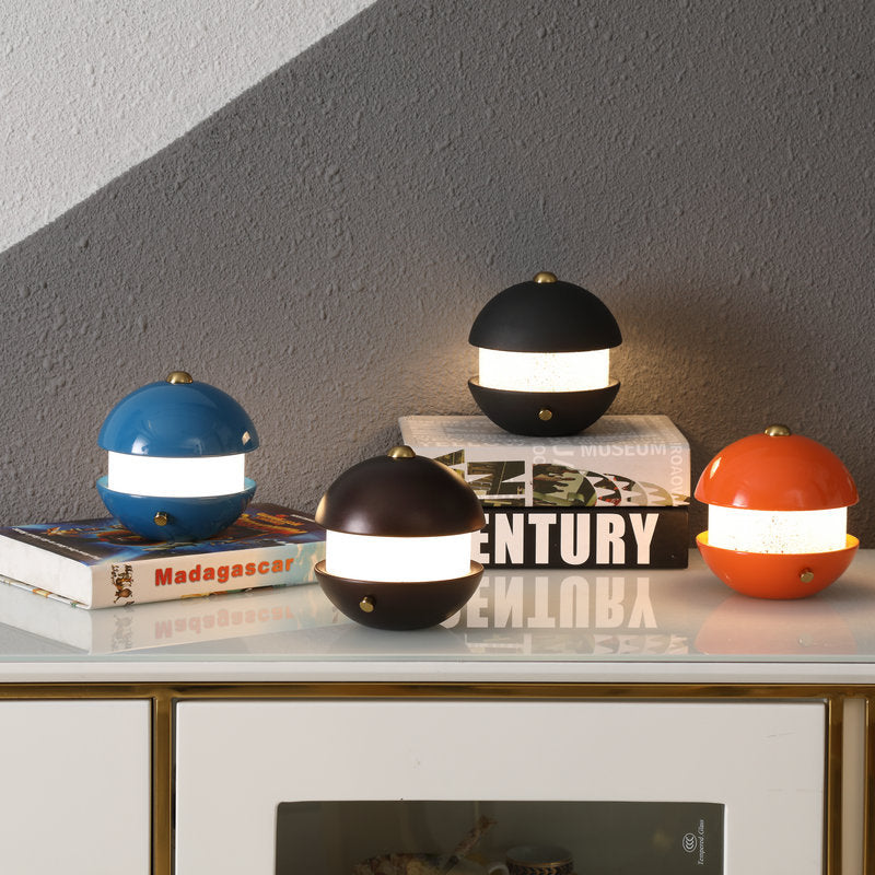 Metal Round Table Lamp