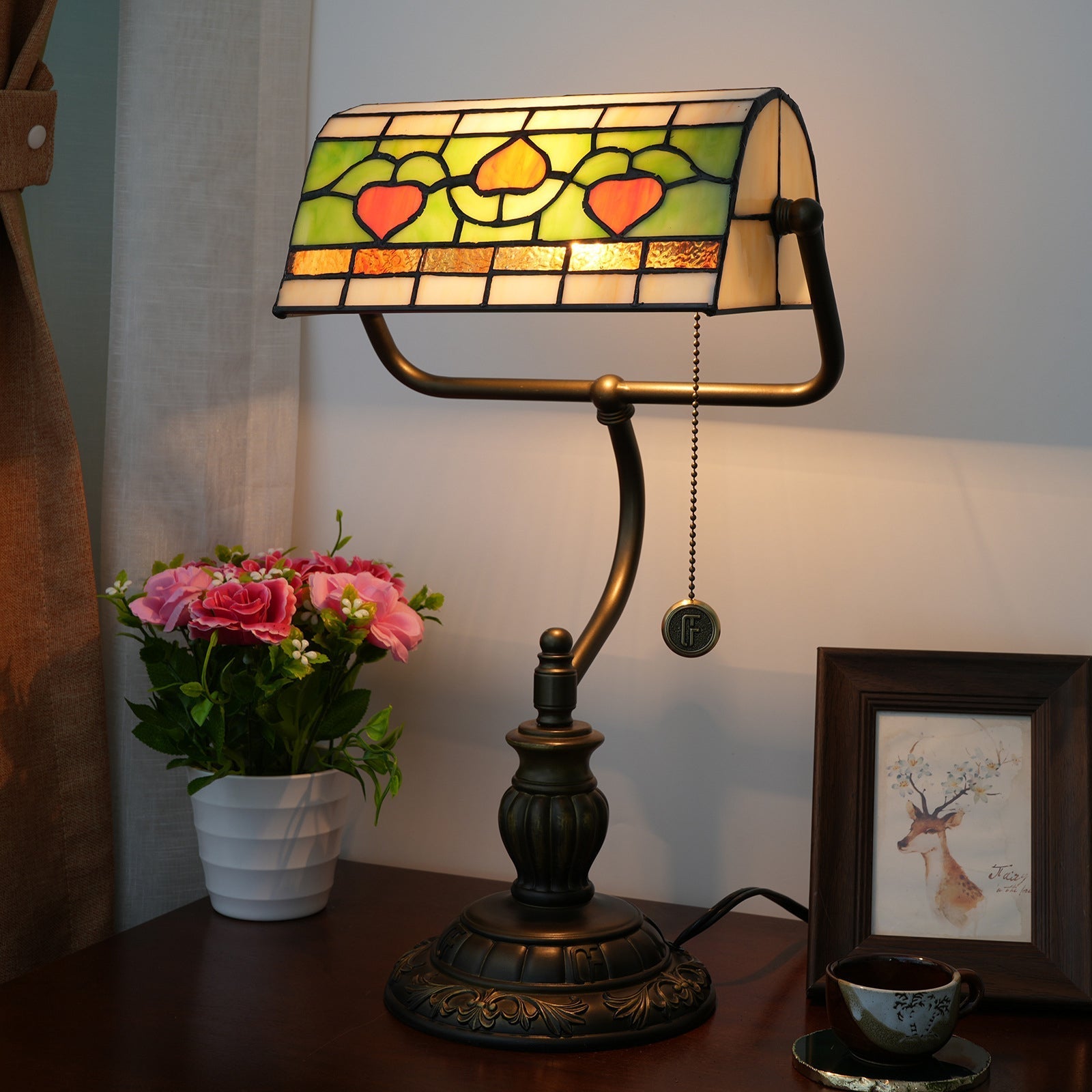 Heart Design Stained Glass Table Lamp