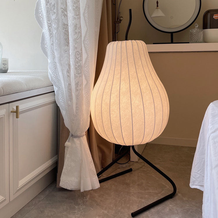 Pear Silk Fabric Iron Floor Lamp