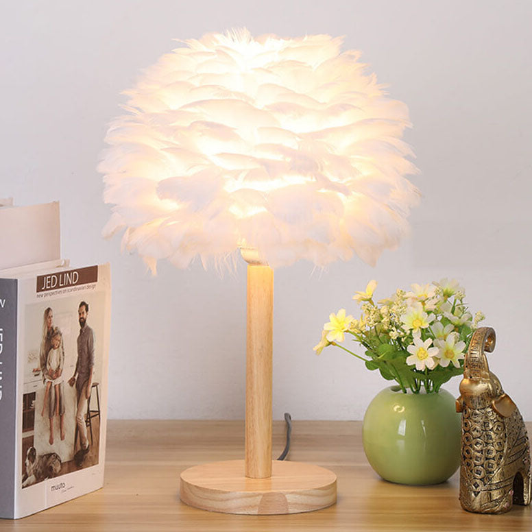Feather Decorative Solid Wood Table Lamp