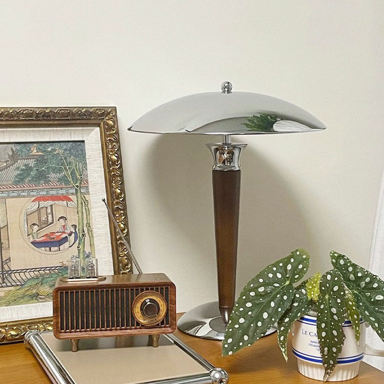 Solid Color Metal Table Lamp