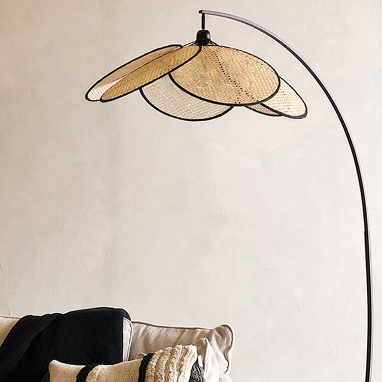 Rattan Flower Shape Living Floor Lamp