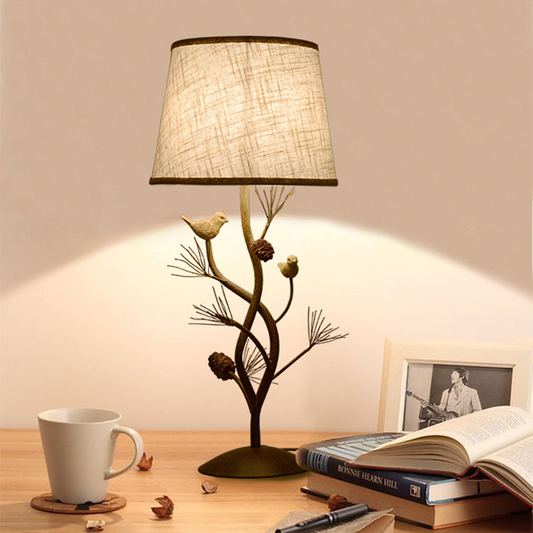 Fabric Pinecone Bird Iron Table Lamp