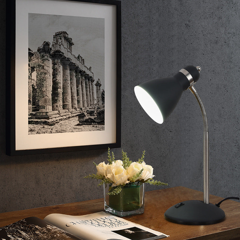 Horn Iron Hose Bedroom Table Lamp