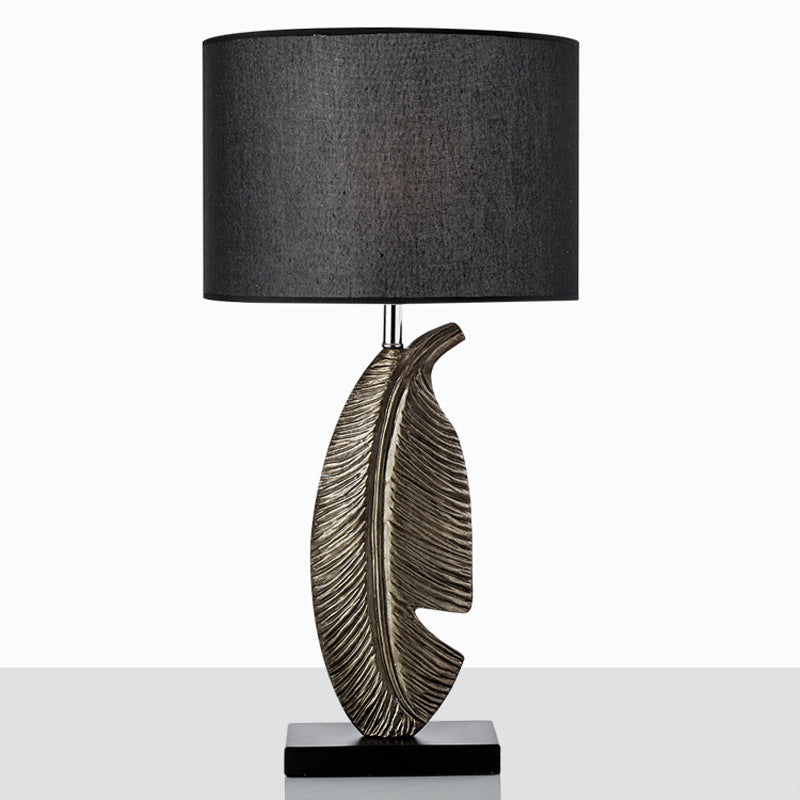 Leaf Resin Fabric Iron Table Lamp