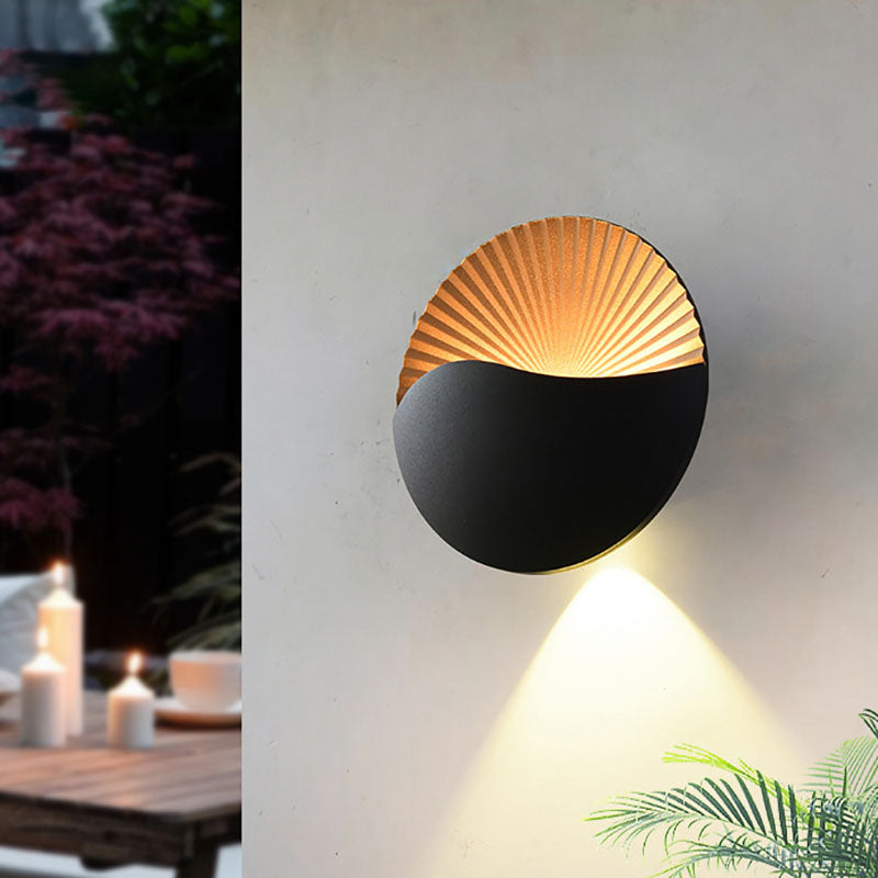 Round Shell Aluminum Garden Outdoor Light