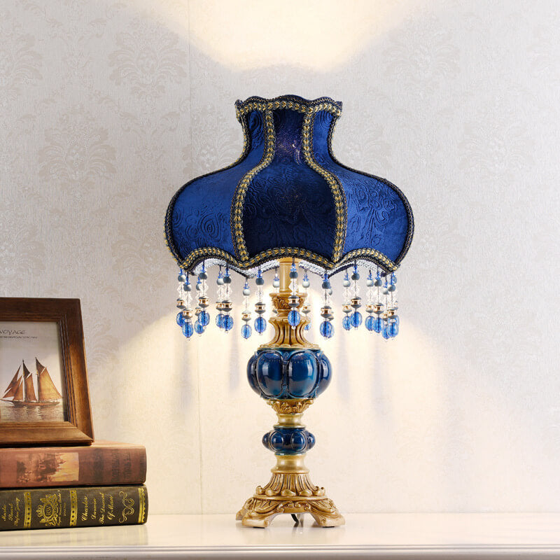 Palace Decorative Design Fabric Table Lamp