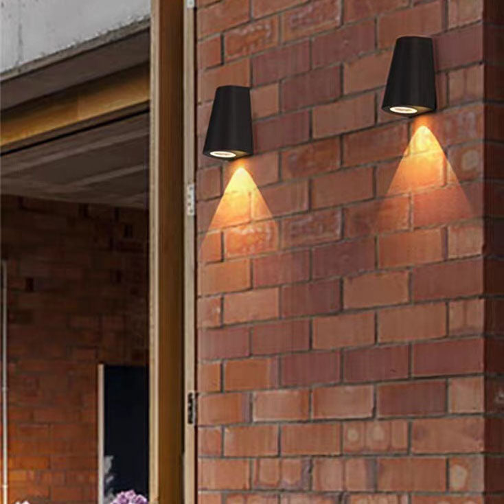 Aluminum Horn Outdoor Light