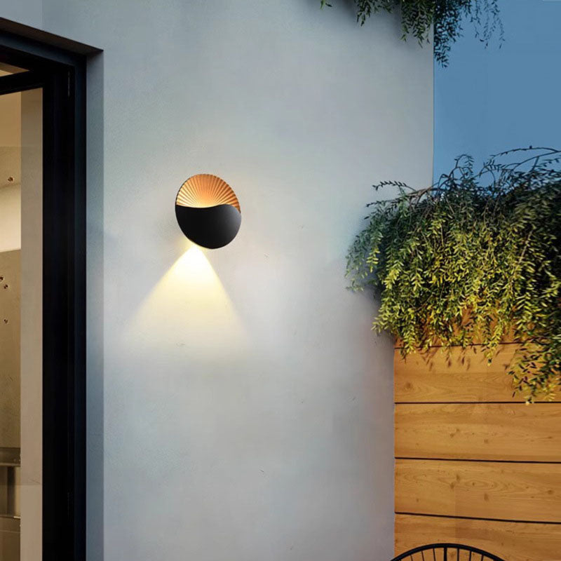 Round Shell Aluminum Garden Outdoor Light