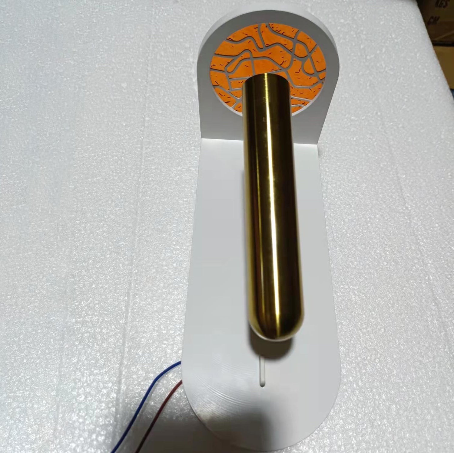 Flame Shadow Rotatable Wall Lamp
