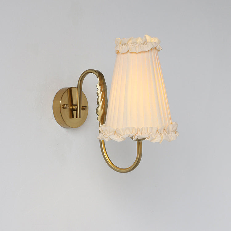 Pastoral Pleated Fabric Lace Wall Lamp