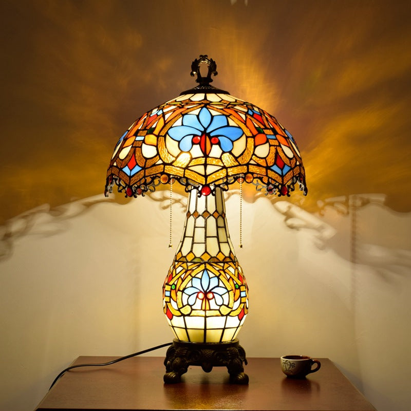 Floral Peach Heart Design 3-Light Table Lamp