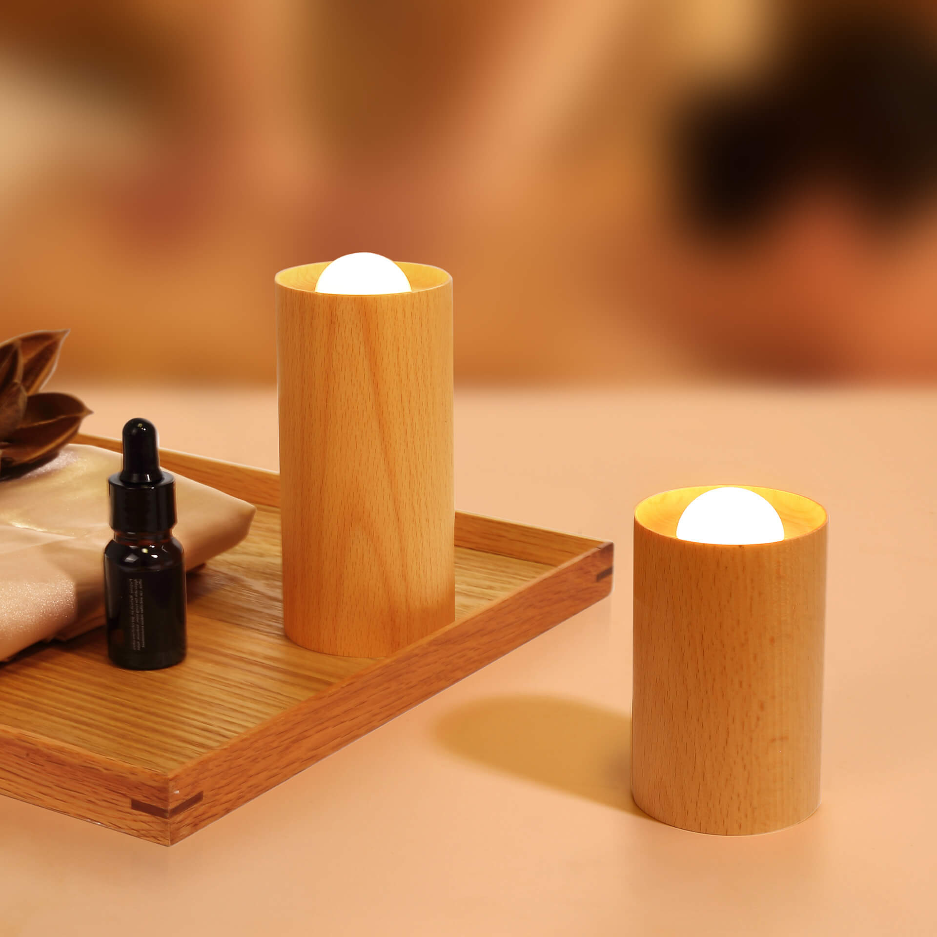 Wooden Cylindrical Table Lamp