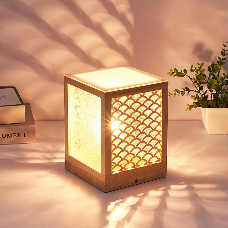 Harajuku Solid Wood Hollow Table Lamp