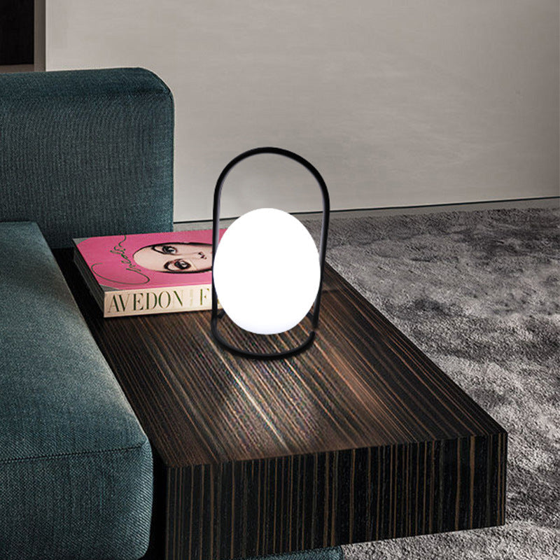 Metal PE Ball Egg Table Lamp