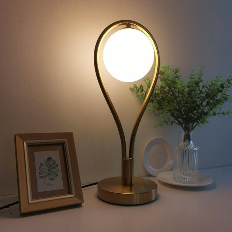 Racket Shape Iron Copper Table Lamp