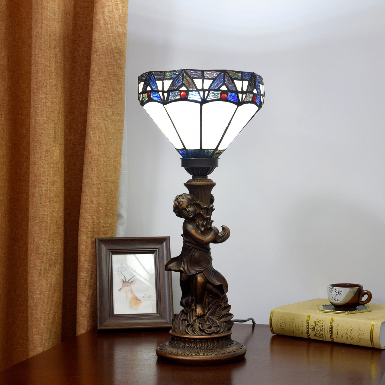 Resin Glass Diamond Boy Table Lamp