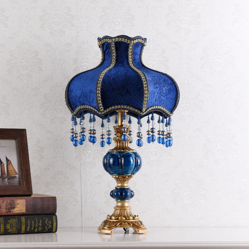 Palace Decorative Design Fabric Table Lamp