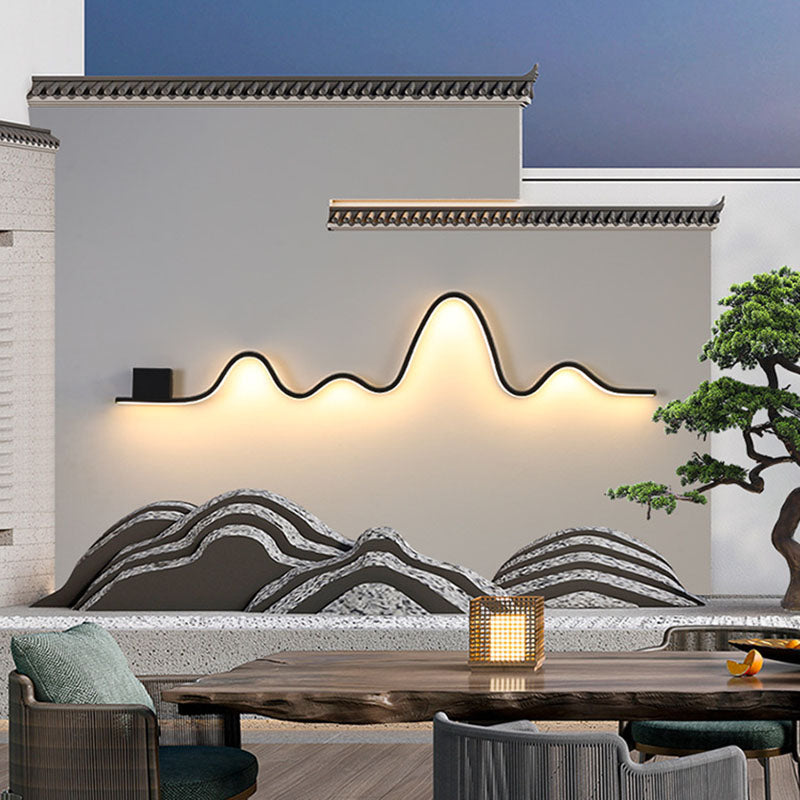 Strip Mountain Iron Aluminium Outdoor Light