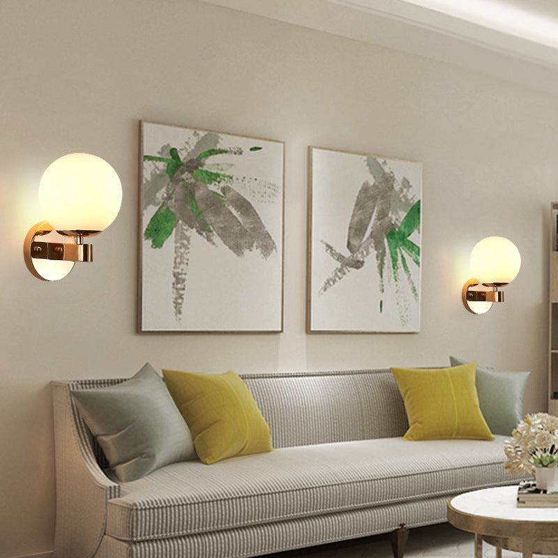 Minimal Round Head Iron Wall Lamp