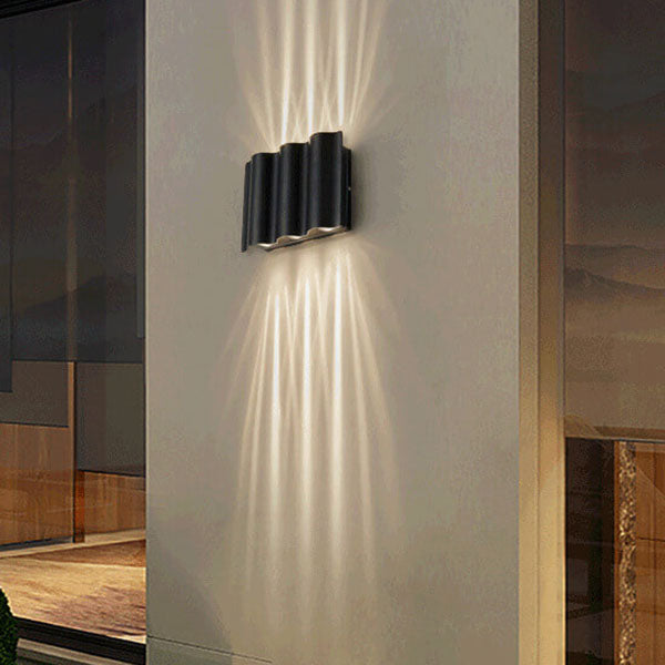Wave Aluminum Outdoor Light
