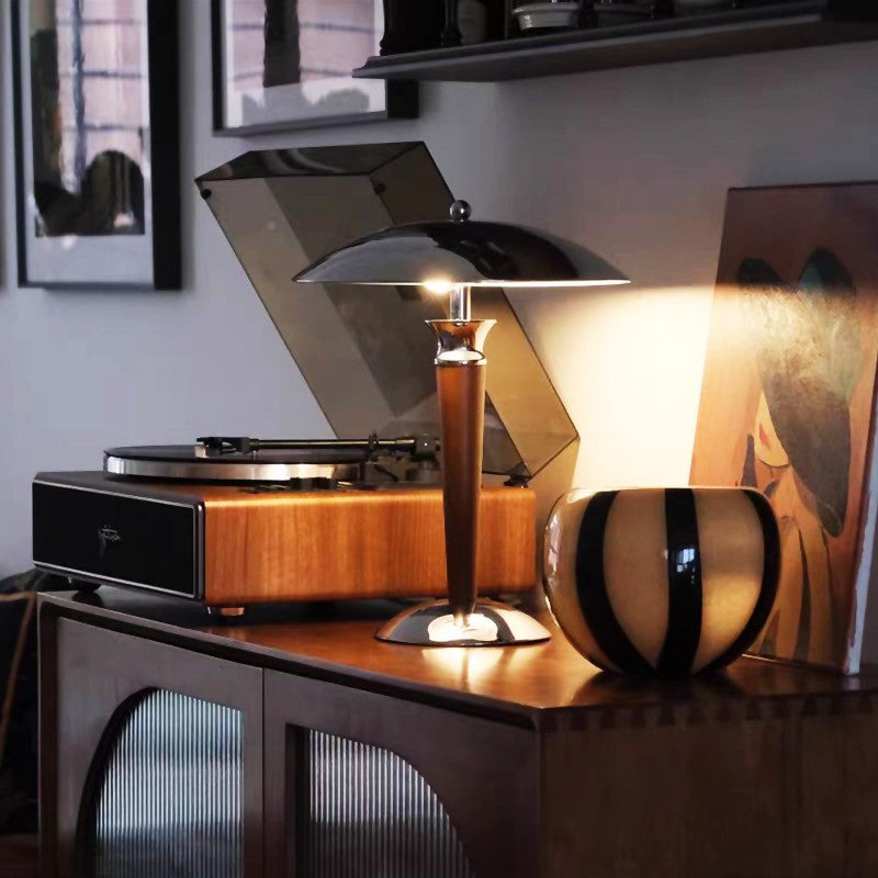 Solid Color Metal Table Lamp