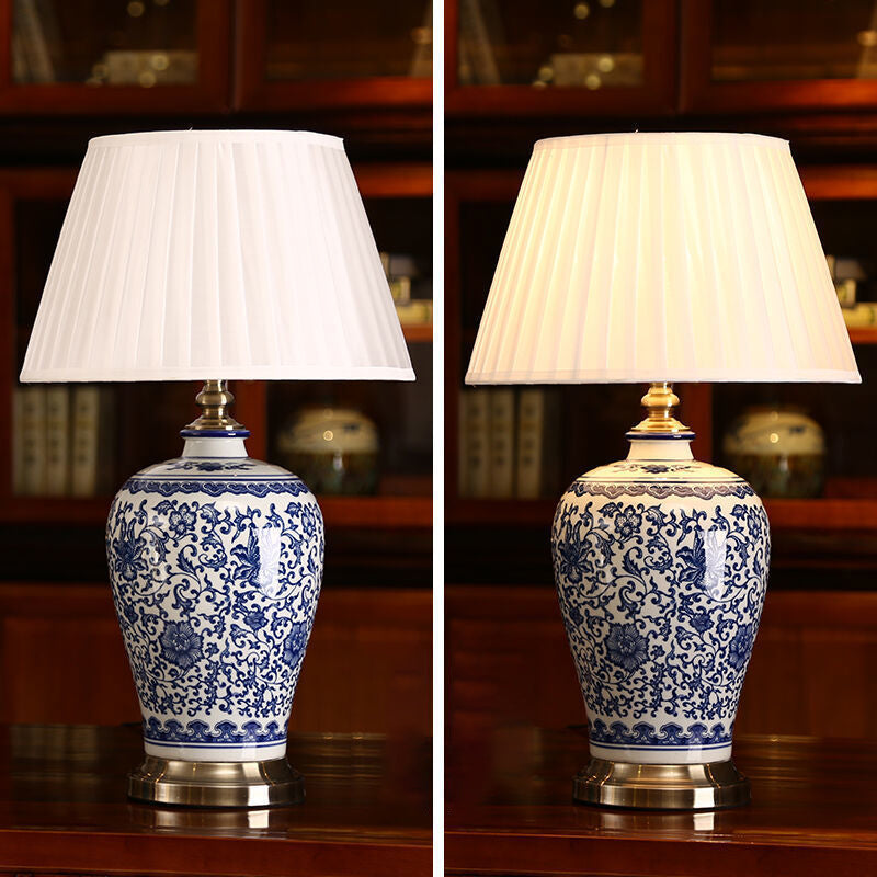 Ceramic Fabric Electroplated Antique Table Lamp