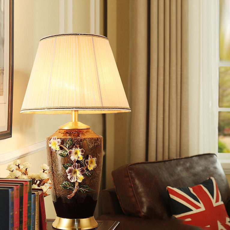 Peach Blossom Vase Shaped Table Lamp