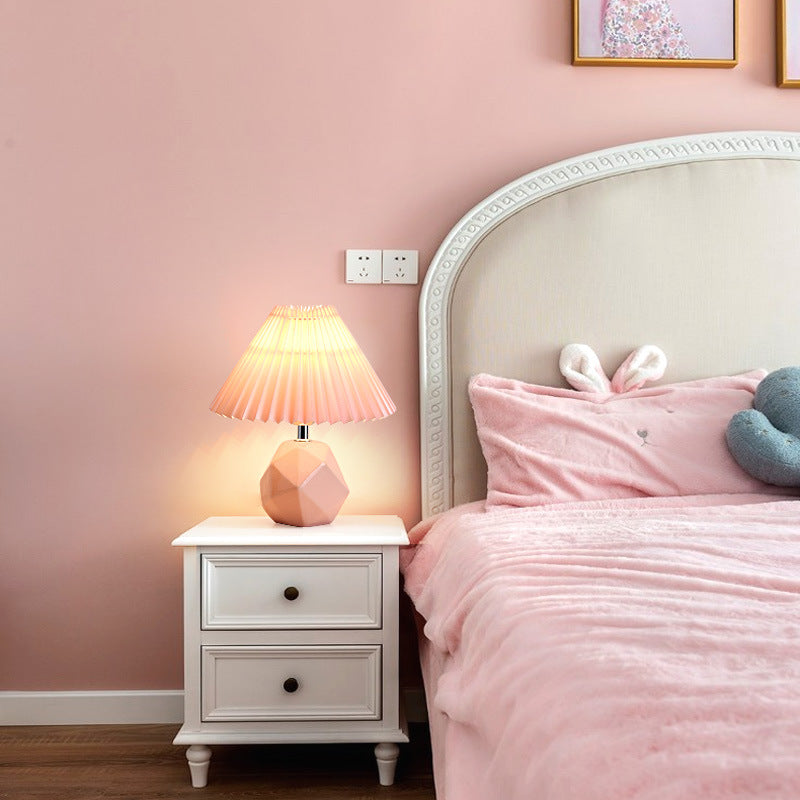Pleated Fabric Imitation Stone Table Lamp
