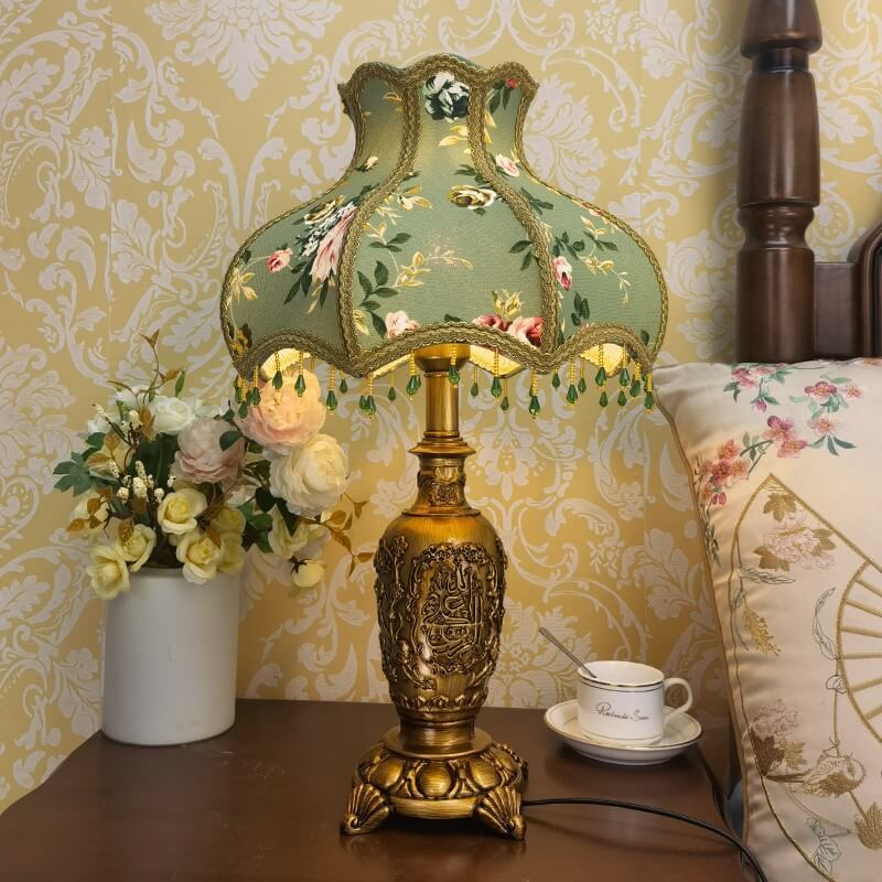 Floral Texture Fabric Pleated Table Lamp