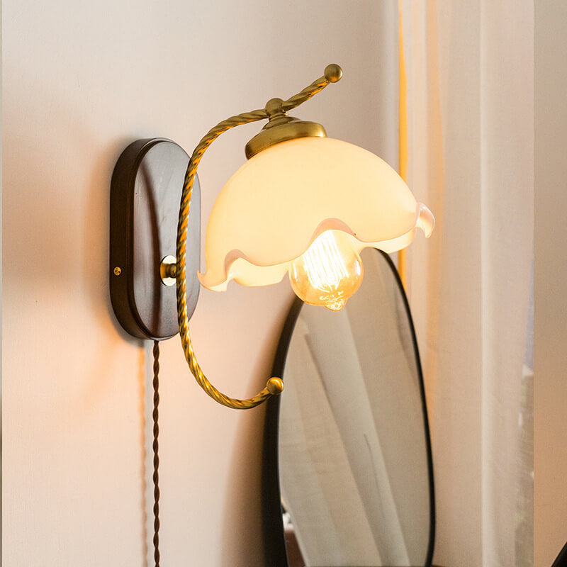 Cream Glass Petal Wall Lamp