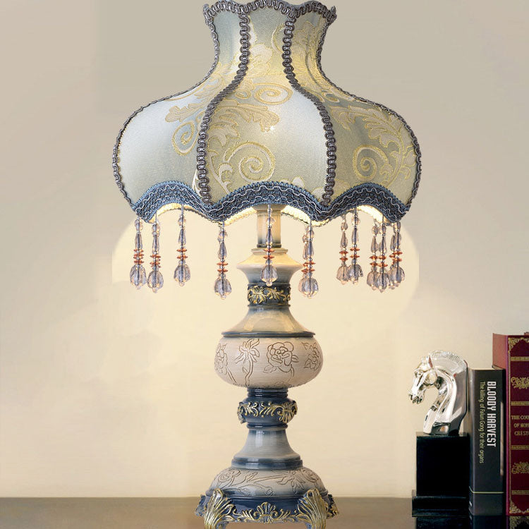 Europe Flower Resin Table Lamp
