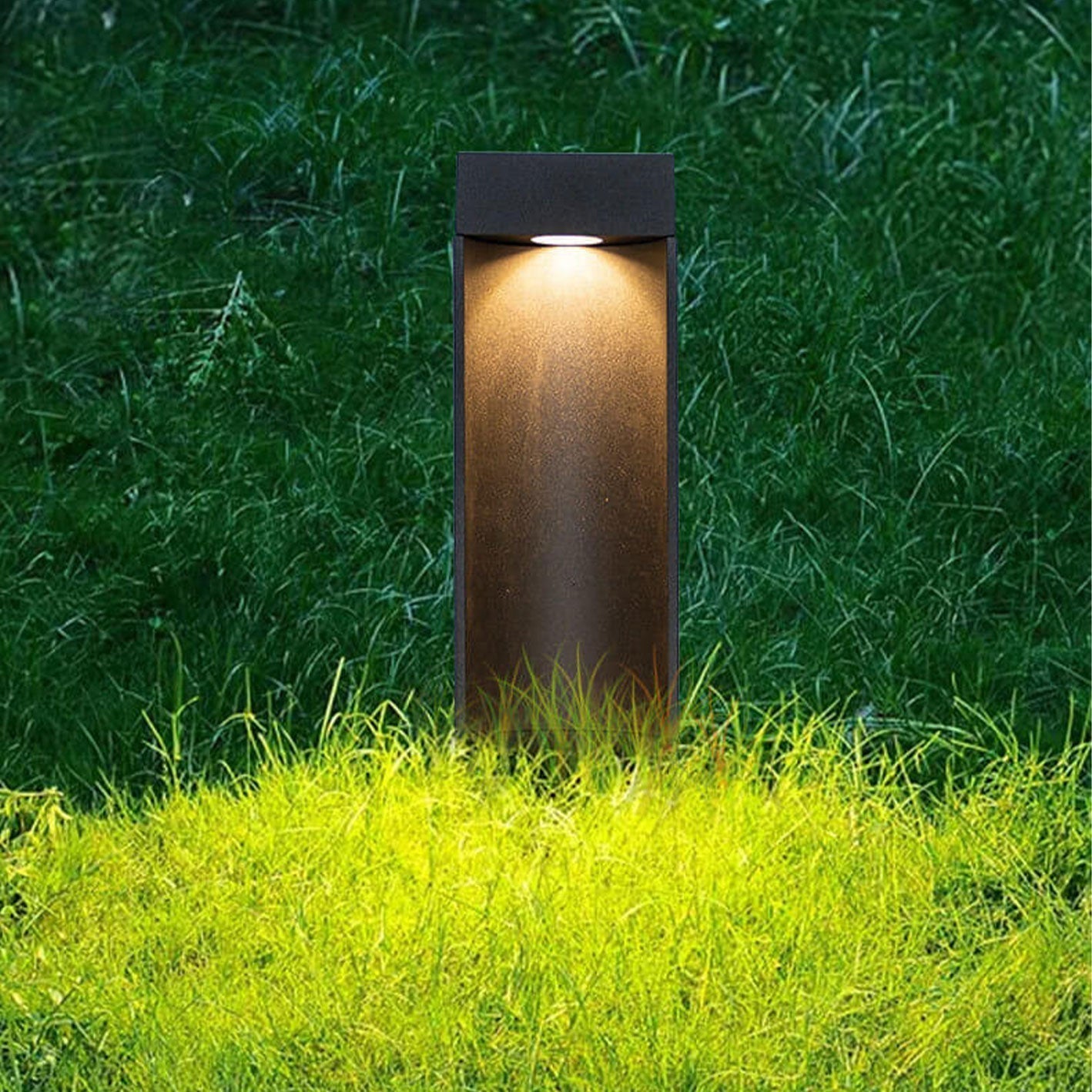 Simple Square Lawn Aluminum Outdoor Light