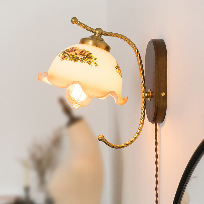 Cream Glass Petal Wall Lamp