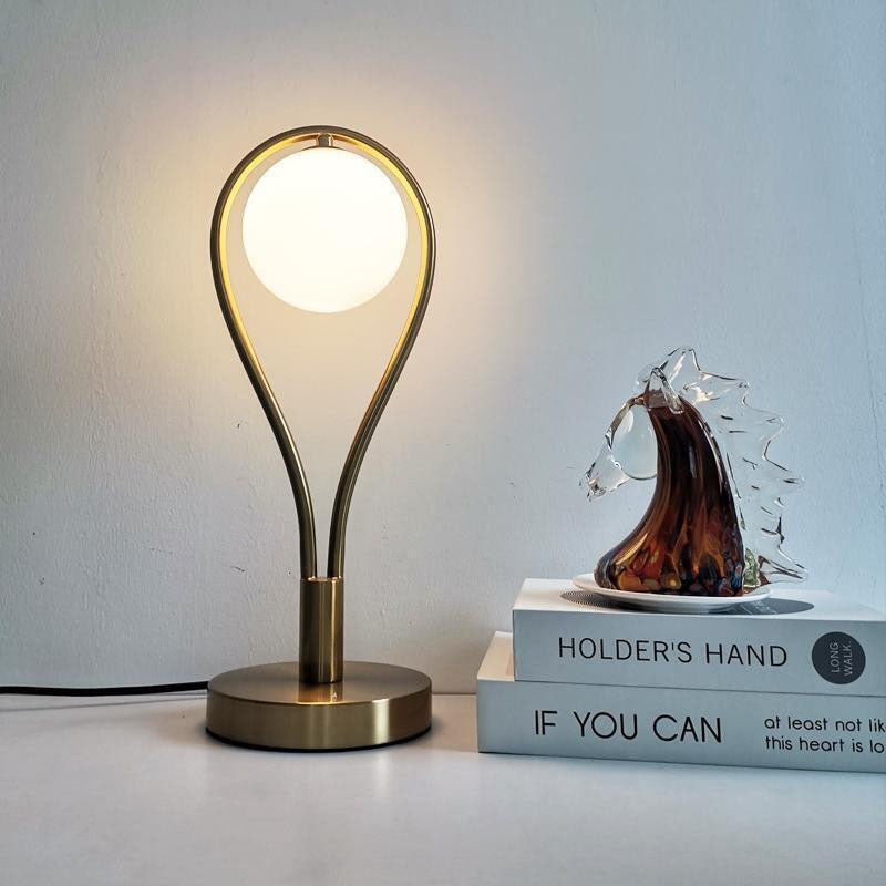 Racket Shape Iron Copper Table Lamp