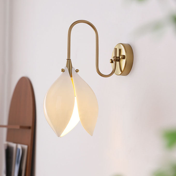 Ceramic Magnolia Flower Shape Wall Lamp