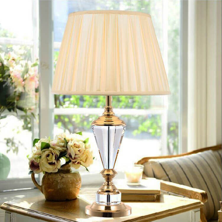 European-style Crystal Fabric Table Lamp