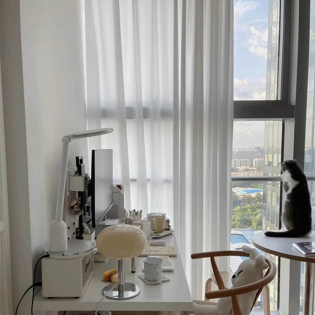 Cream Round Glass Table Lamp