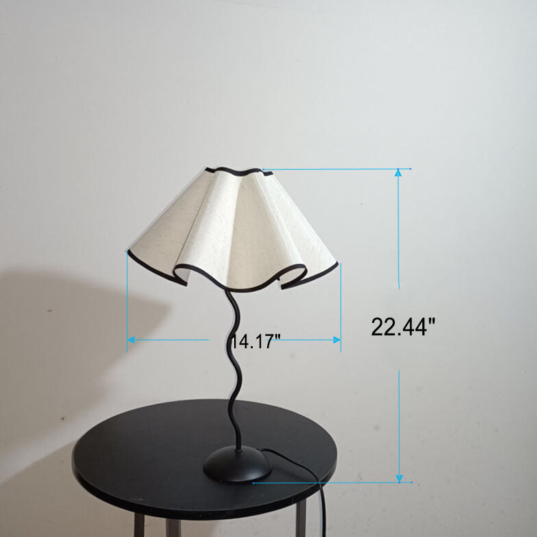 Fabric Petal Flower Table Lamp