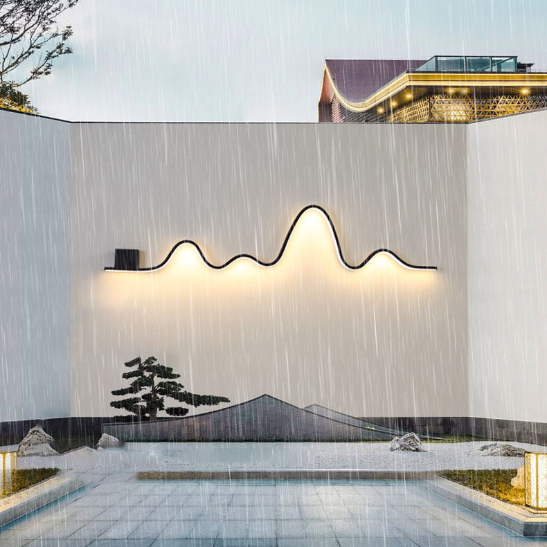 Strip Mountain Iron Aluminium Outdoor Light