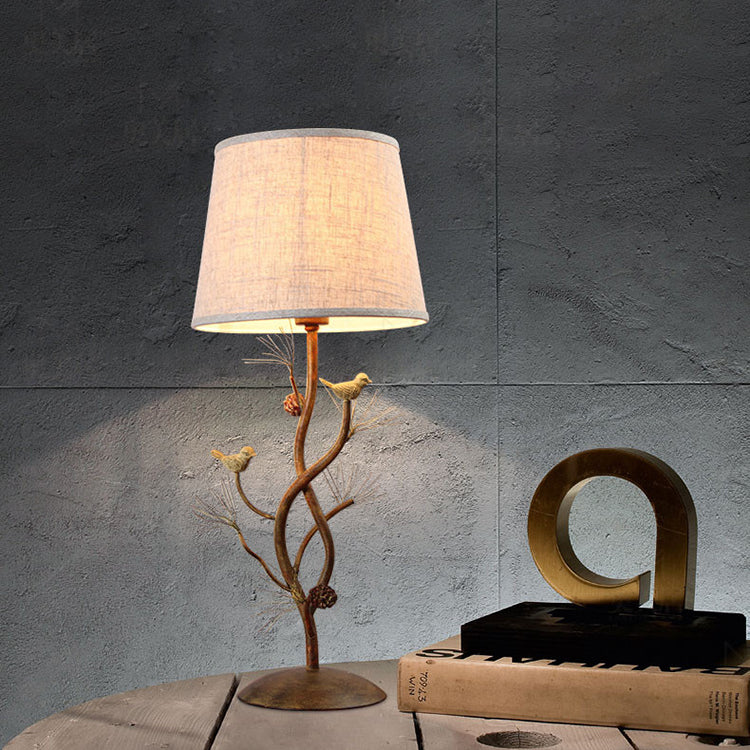 Fabric Pinecone Bird Iron Table Lamp