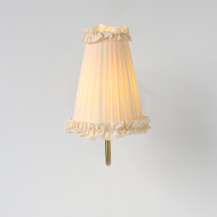 Pastoral Pleated Fabric Lace Wall Lamp